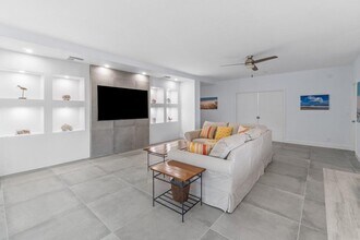 122 Andrews Ave in Delray Beach, FL - Building Photo - Building Photo