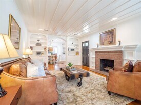 32 Margranita Crescent in Austin, TX - Building Photo