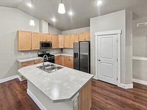 20110 Eagles Nest Ct in Anchorage, AK - Building Photo - Building Photo