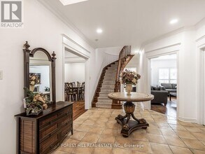 41 Cedar Springs Dr in Richmond Hill, ON - Building Photo - Building Photo