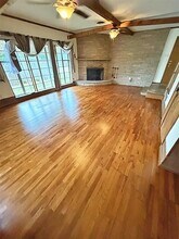 202 S 3rd St in Sanger, TX - Building Photo - Building Photo