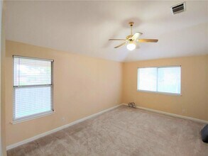 13903 Randalstone Dr in Pflugerville, TX - Building Photo - Building Photo