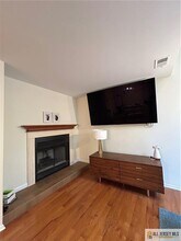 31 Encampment Dr in Bedminster, NJ - Building Photo - Building Photo