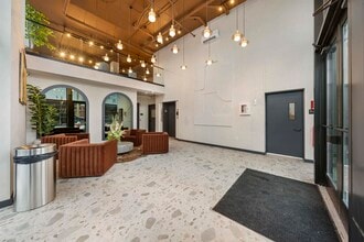 1 Mallory Ave in Jersey City, NJ - Building Photo - Building Photo