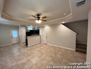 6866 Lakeview Dr. in San Antonio, TX - Building Photo - Building Photo