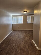 5311 S Maryland Ave, Unit Garden in Chicago, IL - Building Photo - Building Photo