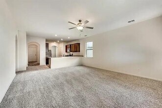 13613 Musselshell Dr in Ponder, TX - Building Photo - Building Photo
