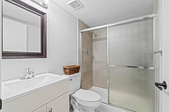 3715 Village Dr in Delray Beach, FL - Building Photo - Building Photo