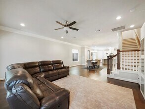 5611 Petty St in Houston, TX - Building Photo - Building Photo