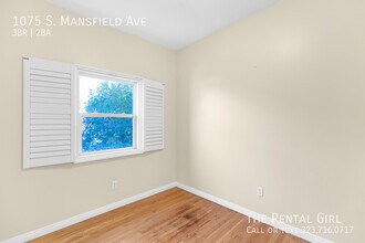 1075 S Mansfield Ave in Los Angeles, CA - Building Photo - Building Photo