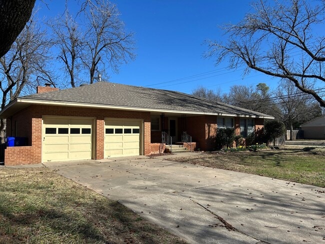 1201 Cruce St in Norman, OK - Building Photo - Building Photo