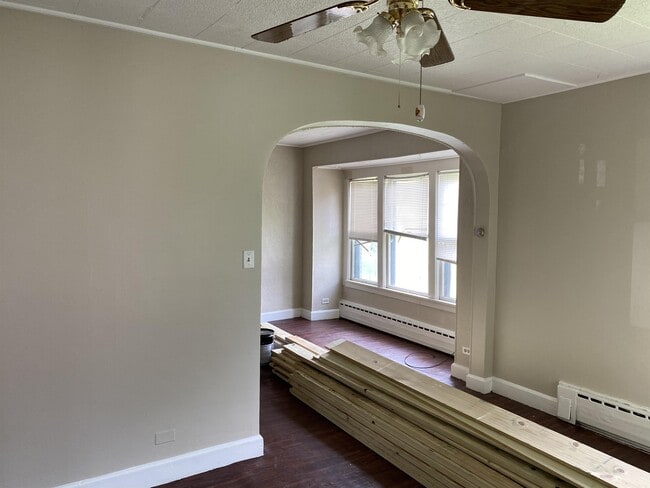 306 River Oaks Dr in Calumet City, IL - Building Photo - Building Photo