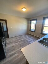 850 Park St in Hartford, CT - Building Photo