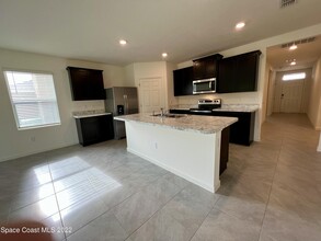 3400 Burrowing Owl Dr in Mims, FL - Building Photo - Building Photo