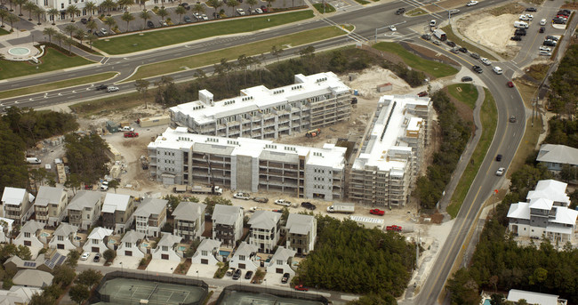 The Pointe in Panama City Beach, FL - Foto de edificio - Building Photo