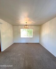 5153 Lorenzo Ln in Sparks, NV - Building Photo - Building Photo