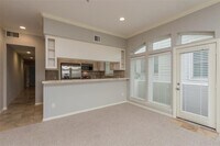 2701 Helena St photo'