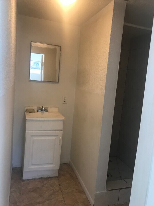 1822 Cleveland St in Hollywood, FL - Foto de edificio