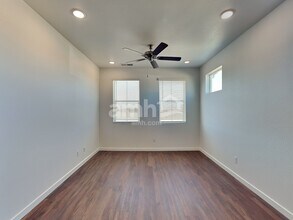 23464 E 2nd Pl in Aurora, CO - Building Photo - Building Photo