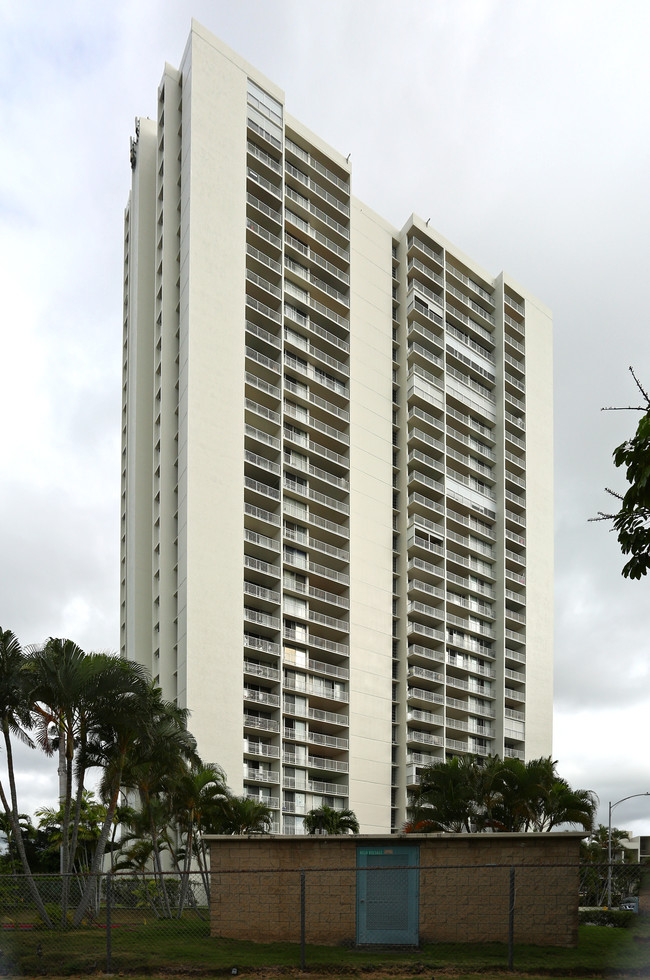 Pearl Two Condominium in Aiea, HI - Building Photo - Building Photo