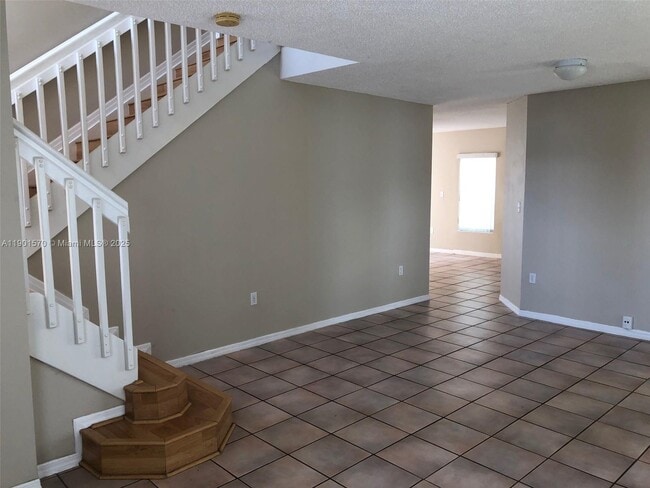 11274 SW 64th Ln in Miami, FL - Building Photo - Building Photo
