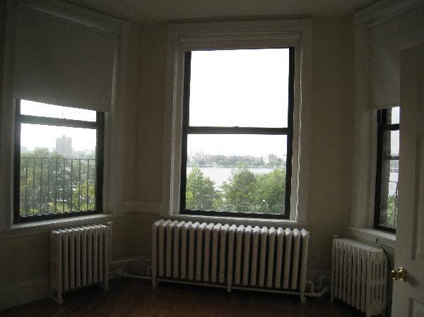 37 Bay State Rd in Boston, MA - Foto de edificio - Building Photo