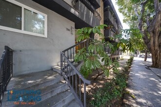 703 Irolo St in Los Angeles, CA - Building Photo - Building Photo