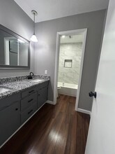 704 W Pleasantview Dr in Hurst, TX - Building Photo - Building Photo