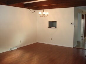 5217 Cline Rd, Unit 4 in Kent, OH - Building Photo - Building Photo