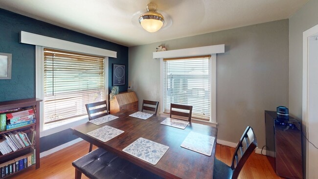 186 E St in Cayucos, CA - Building Photo - Building Photo