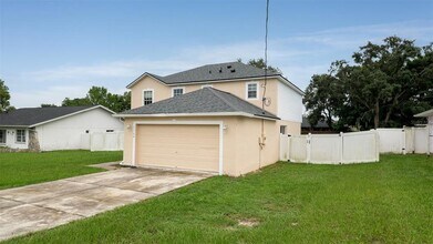 11144 Sheffield Rd in Spring Hill, FL - Building Photo - Building Photo