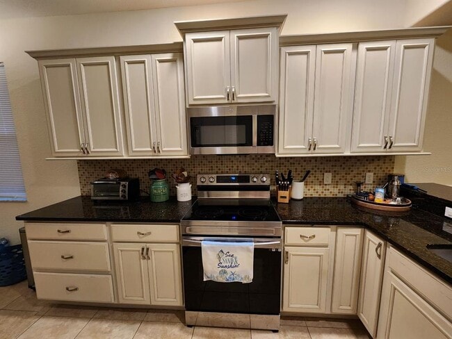 9027 Stone Harbour Loop in Bradenton, FL - Building Photo - Building Photo