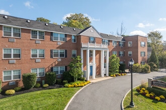 Brookdale in Wayne, PA - Building Photo - Building Photo