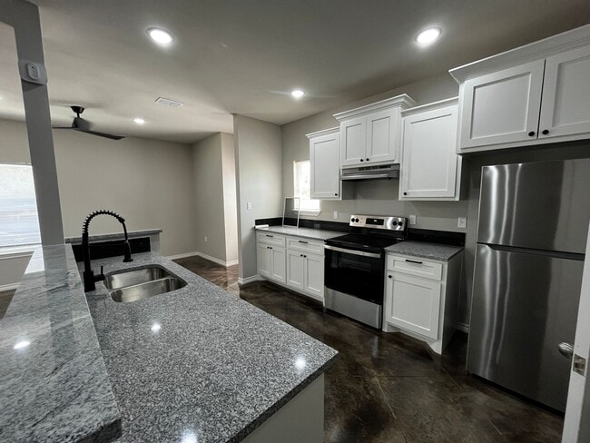 property at 705 Cr 326
