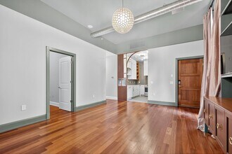 215 I St NE in Washington, DC - Building Photo - Building Photo
