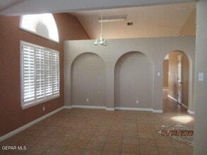 1329 Desierto Rosa Pl in El Paso, TX - Building Photo - Building Photo