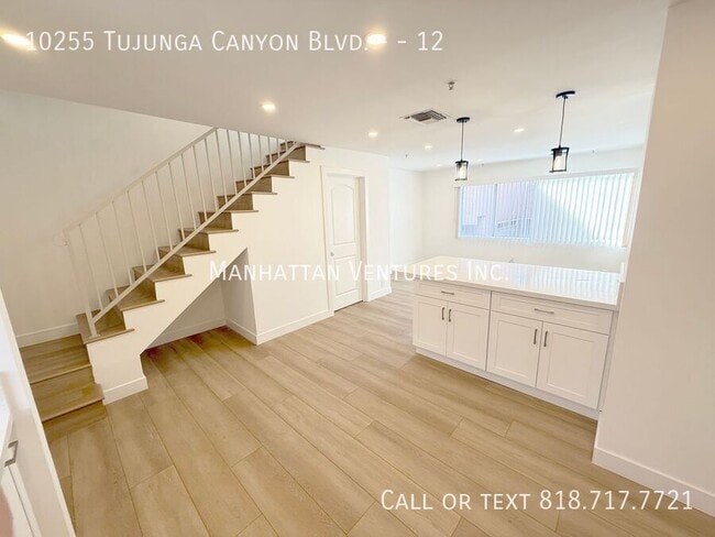 10255 Tujunga Canyon Blvd in Los Angeles, CA - Building Photo - Building Photo