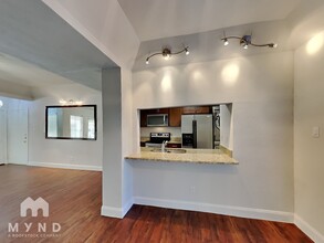 3105 San Jacinto St in Dallas, TX - Building Photo - Building Photo