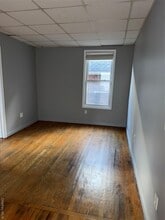 54 Gifford Ave in Poughkeepsie, NY - Building Photo - Building Photo