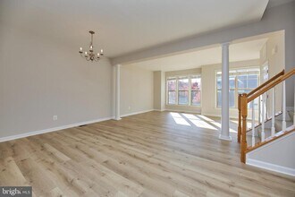 42612 Galbraith Square in Broadlands, VA - Building Photo - Building Photo