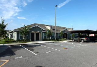 Fountains at Pershing Park in Orlando, FL - Building Photo - Building Photo