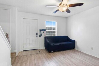 1325 Greendale Ave in Fort Walton Beach, FL - Building Photo - Building Photo