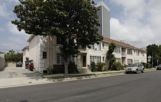 803-807 Alandele Ave in Los Angeles, CA - Building Photo - Building Photo