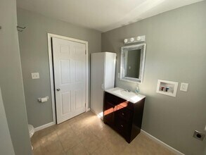 48 Ida St in Troy, NY - Building Photo - Building Photo