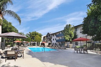 HAVEN WARNER CENTER in Canoga Park, CA - Building Photo - Building Photo