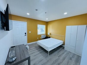 1414 S 3rd St in Las Vegas, NV - Foto de edificio - Building Photo