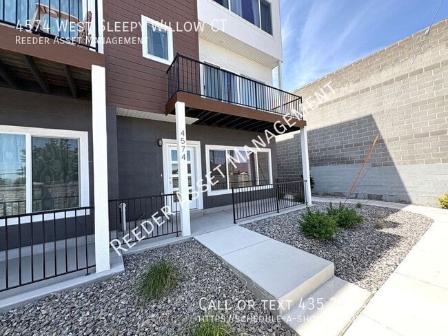 property at 4574 Sleepy Willow Ct