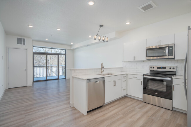 Axis Lofts in Mankato, MN - Foto de edificio - Interior Photo