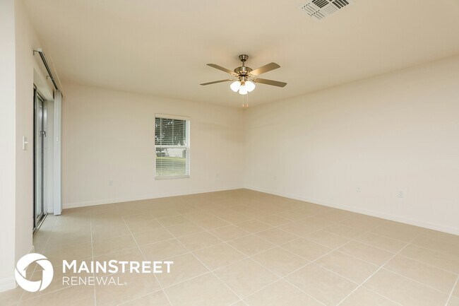 1700 Gopher Tree St in Mascotte, FL - Building Photo - Building Photo