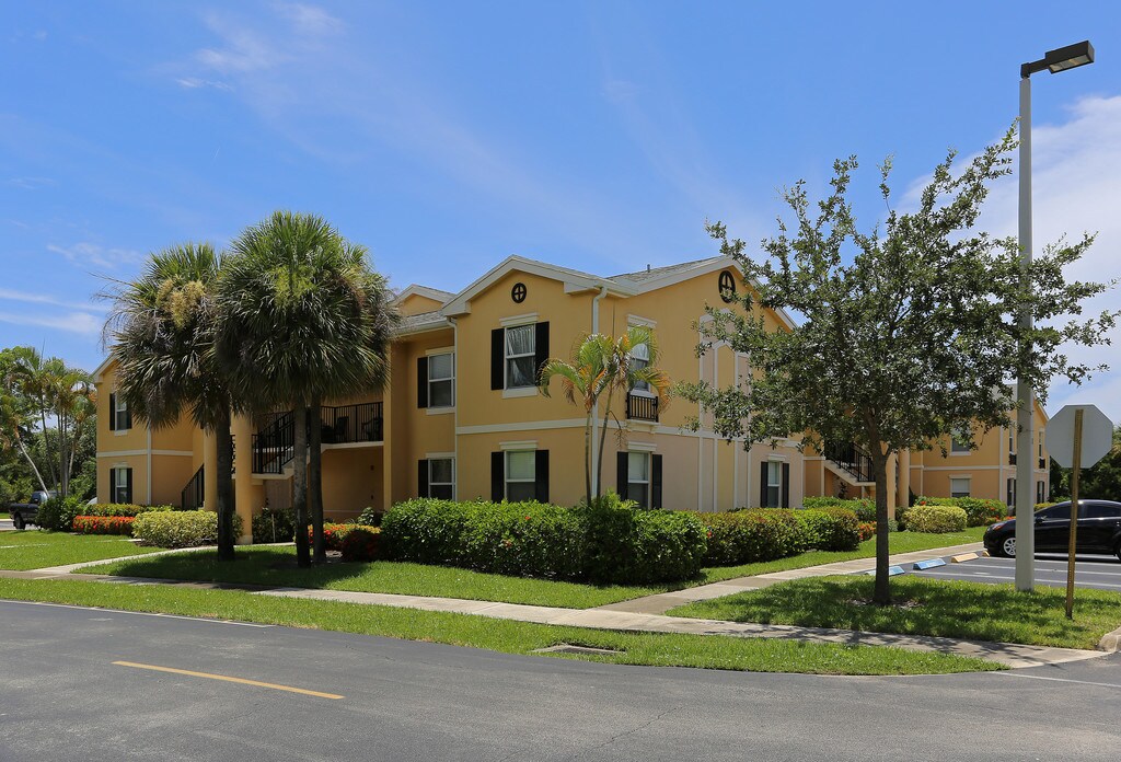 Boynton Bay Apartments Over 55+ Community in Boynton Beach, FL